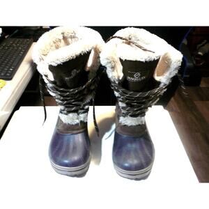 Megellan Womens sz 8 Brown Faux Fur Water Resistnt Boots Pre-owned